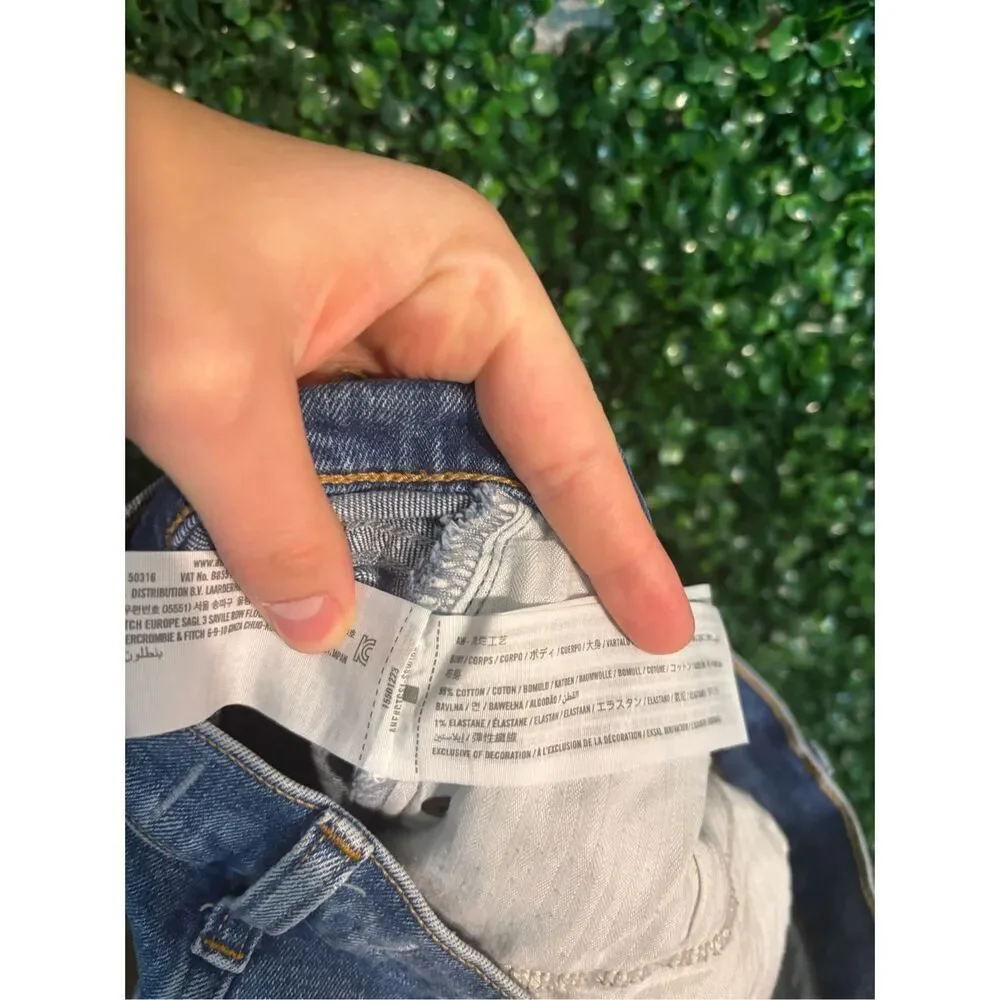 Abercrombie and Fitch The Ankle Straight Leg Ultra High Rise Jeans Size 4/27 Blu